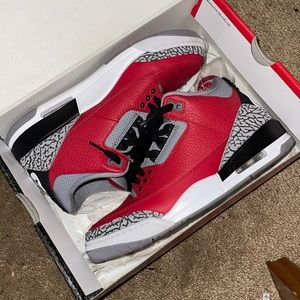 Air Jordan Retro 3 SE Unit Fire Red